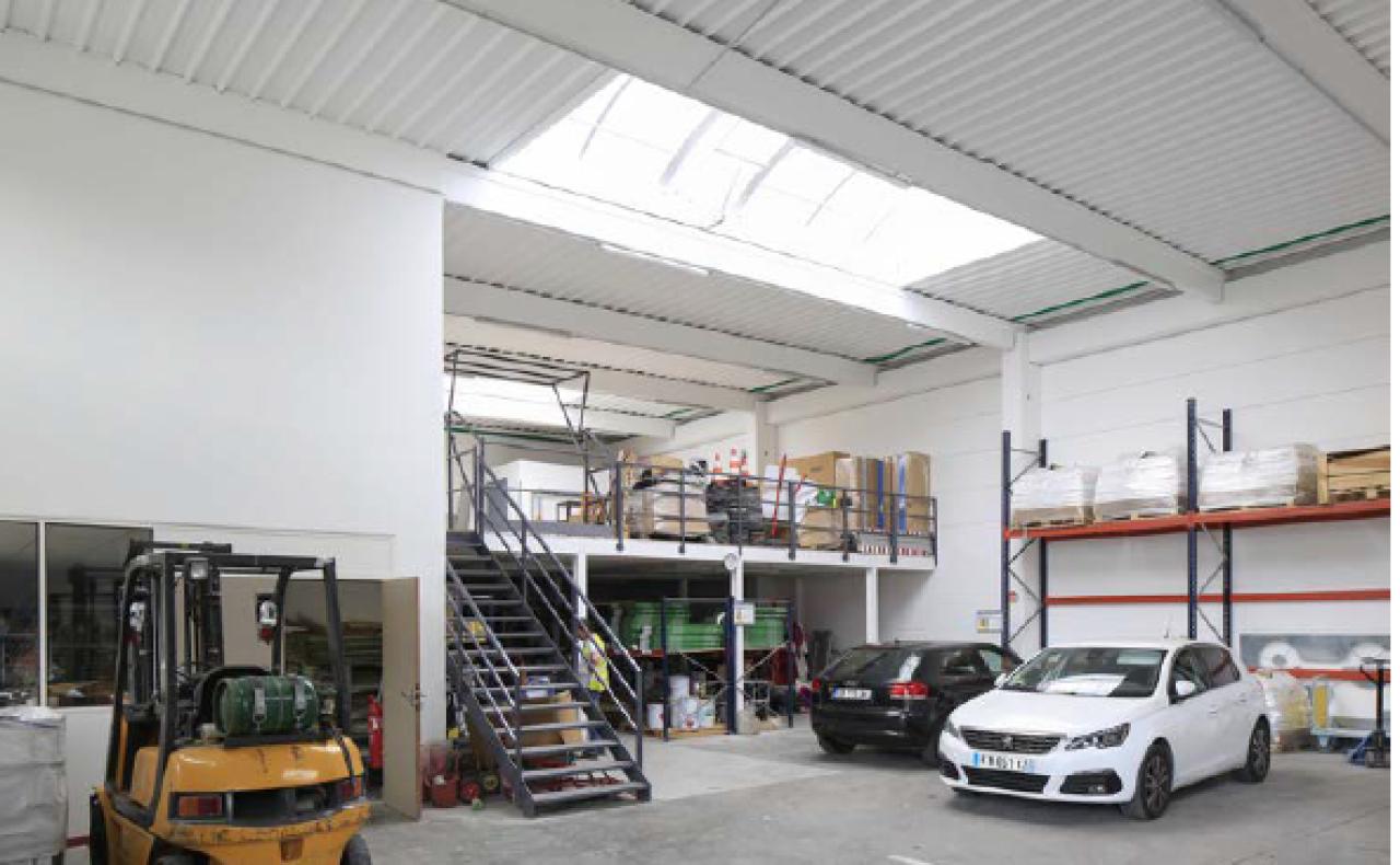 Local d'activité Bagnolet 815m² Location local d'activité Bagnolet Seine-Saint-Denis OLACT2528854 2